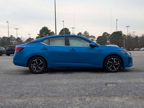 Certified 2024 Nissan Sentra SV image 3