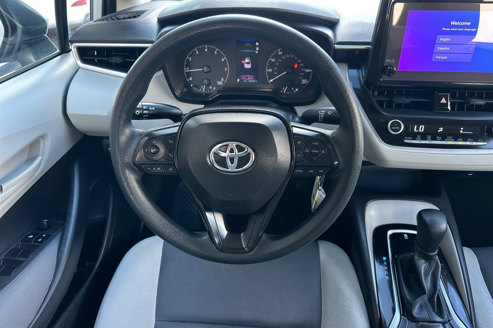 Used 2024 Toyota Corolla LE FWD image 16