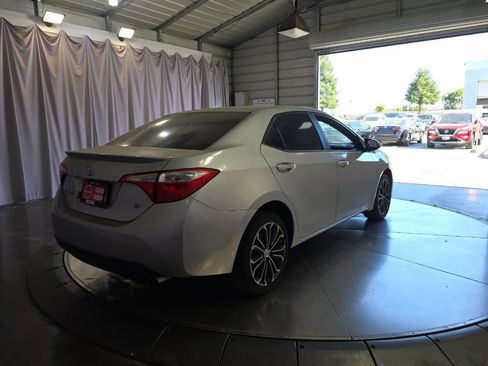 Used 2016 Toyota Corolla S FWD image 3