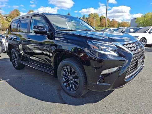 Used 2023 Lexus GX 460 Premium image 3