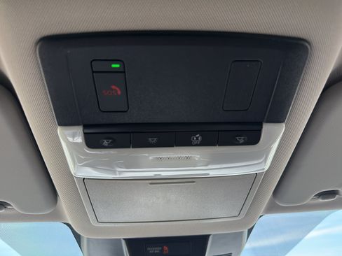New 2026 Nissan Rogue SV AWD/4WD image 23