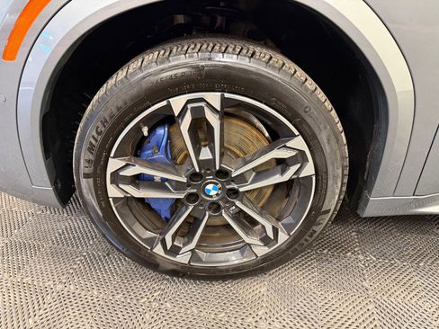 Used 2025 BMW X2 xDrive28i w/ M Sport Package AWD/4WD image 23