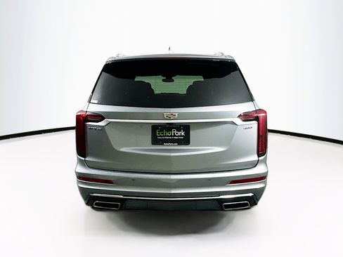 Used 2025 Cadillac XT6 Premium Luxury image 7