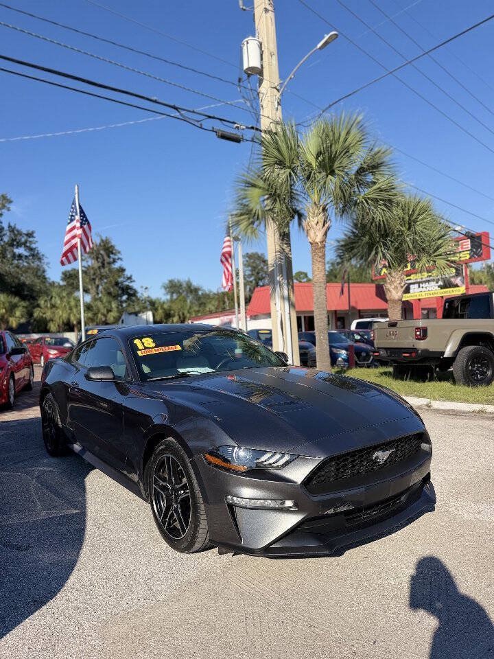 Used 2018 Ford Mustang Premium RWD image 2
