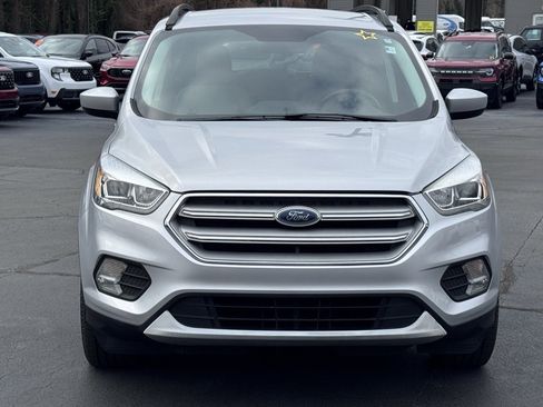 Used 2019 Ford Escape SEL image 16