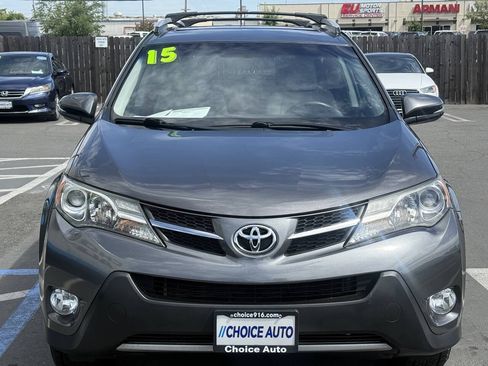 Used 2015 Toyota RAV4 XLE FWD image 2