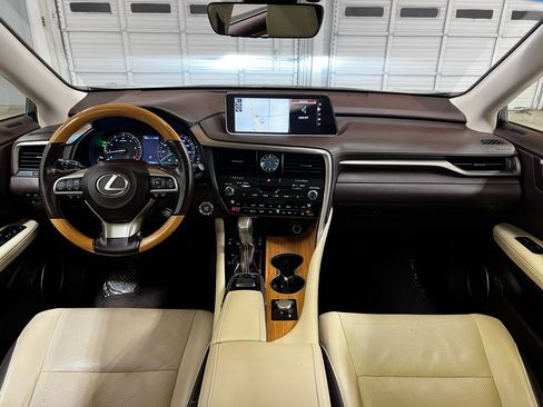 Used 2019 Lexus RX 350L Luxury image 25