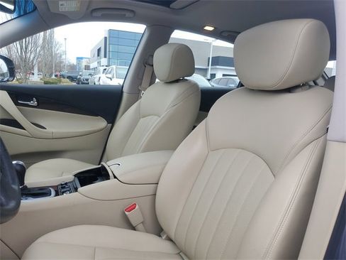 Used 2017 INFINITI QX50 2WD w/ Technology Package image 13