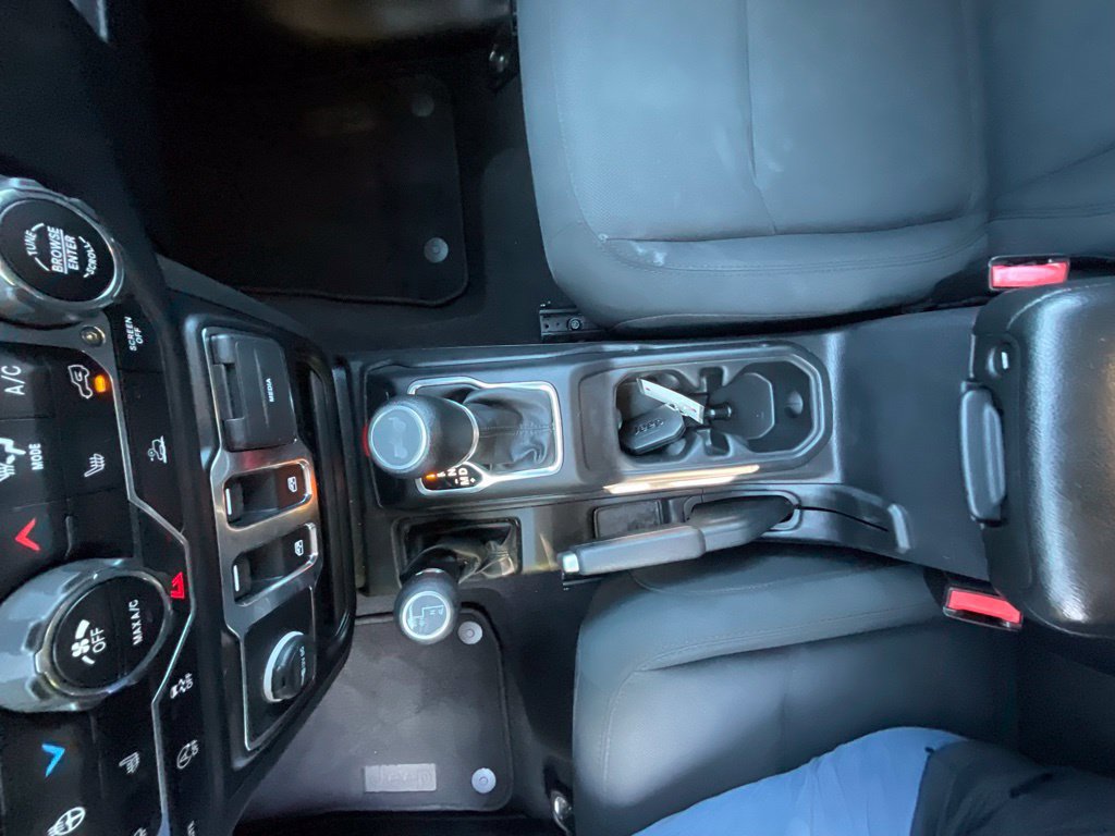 Used 2022 Jeep Wrangler Sport AWD/4WD image 20