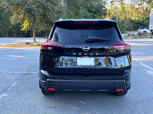 Used 2026 Nissan Rogue SV w/ Cold Weather Package image 30