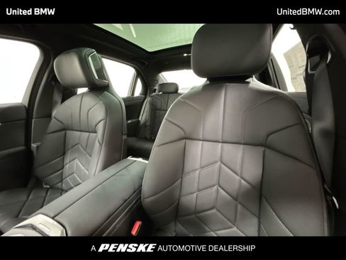 New 2026 BMW 750e xDrive w/ Executive Package image 13