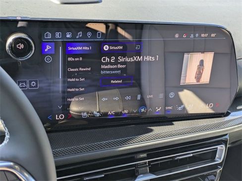 New 2026 Chevrolet Traverse High Country image 18