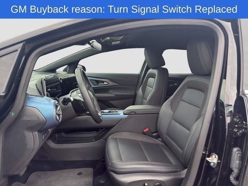 Used 2025 Chevrolet Equinox EV LT FWD image 9