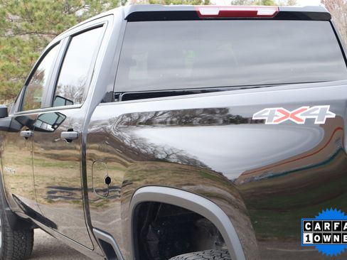 Certified 2024 Chevrolet Silverado 2500 Custom w/ Custom Value Package image 10