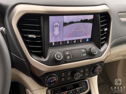 Used 2023 GMC Acadia Denali w/ Denali Ultimate Package image 18