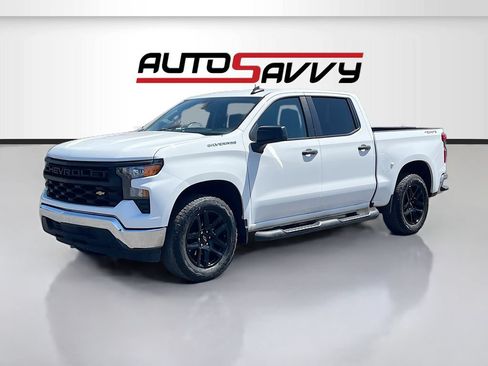 Used 2025 Chevrolet Silverado 1500 Custom w/ Turbomax Blackout Package AWD/4WD image 3