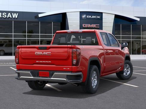 Used 2023 GMC Sierra 1500 SLE w/ Enhanced Capability Package AWD/4WD image 5
