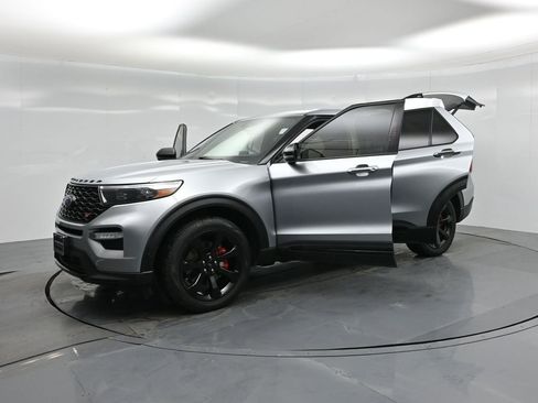 Certified 2022 Ford Explorer ST w/ Equipment Group 401A image 35