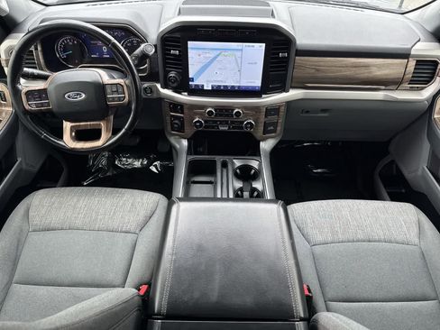 Used 2021 Ford F150 XLT w/ Equipment Group 302A High image 8