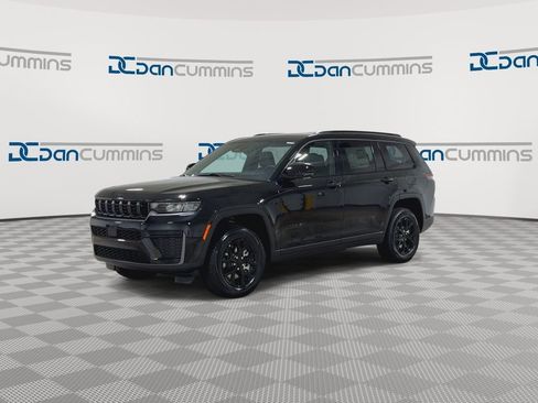 New 2026 Jeep Grand Cherokee L 4WD image 5