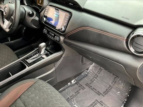 Used 2021 Nissan Kicks SR w/ Interior Electronics Package image 19