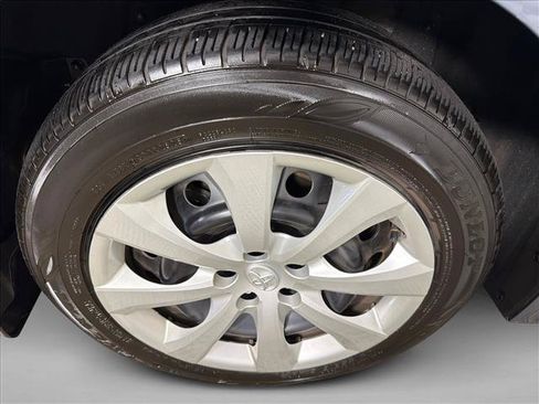 Used 2026 Toyota Corolla LE FWD image 17