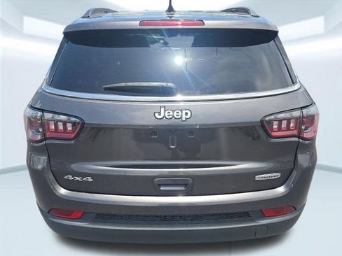 Used 2023 Jeep Compass Latitude AWD/4WD image 6