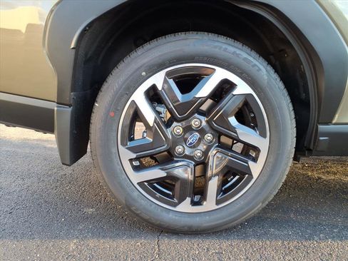 New 2025 Subaru Forester Limited image 5