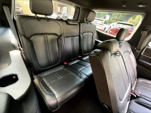 Used 2022 Jeep Wagoneer Series II image 29