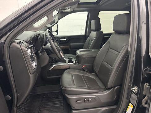 Used 2020 GMC Sierra 3500 Denali w/ Denali Ultimate Package image 29