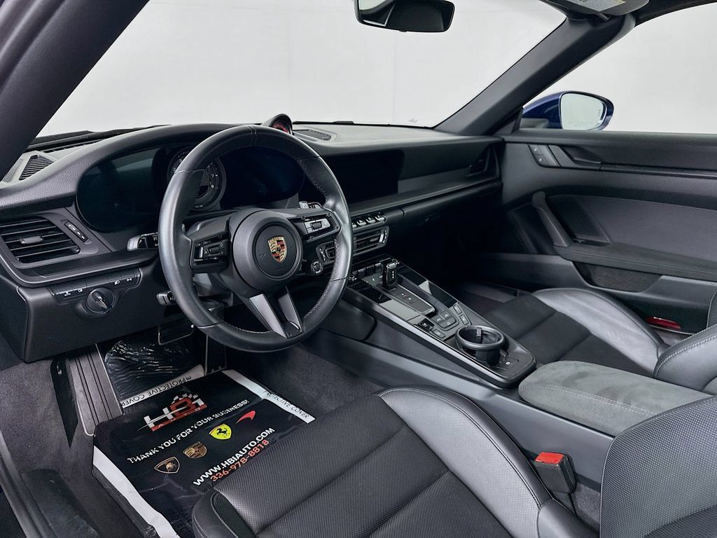 Used 2023 Porsche 911 Carrera 4 GTS AWD/4WD image 10