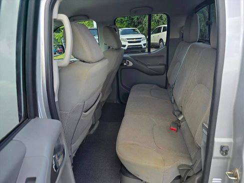 Used 2017 Nissan Frontier SV AWD/4WD image 11