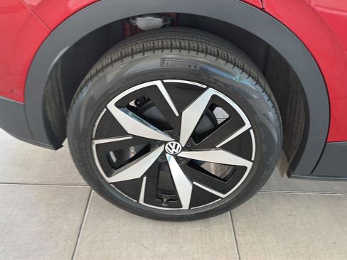Used 2023 Volkswagen ID.4 Pro S AWD/4WD image 11