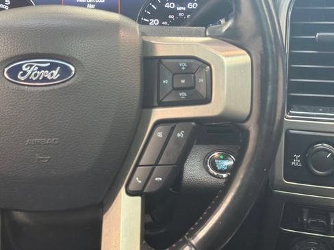 Used 2022 Ford F350 Platinum AWD/4WD image 20