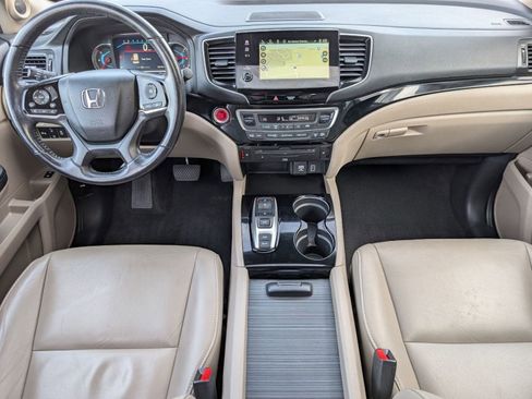 Used 2020 Honda Pilot Touring image 31