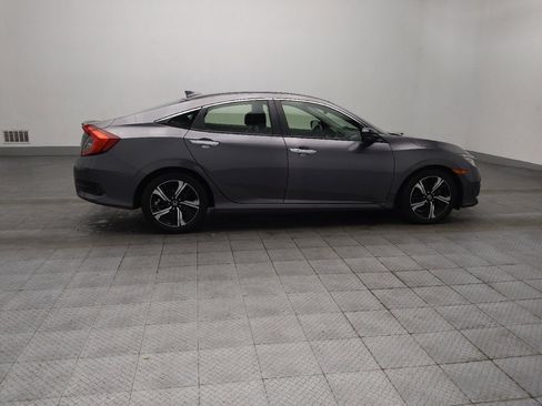 Used 2018 Honda Civic Touring image 10