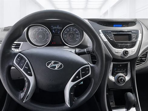Used 2012 Hyundai Elantra GLS w/ Preferred Pkg 3 FWD image 12
