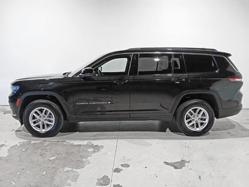 Used 2025 Jeep Grand Cherokee L Laredo AWD/4WD image 4