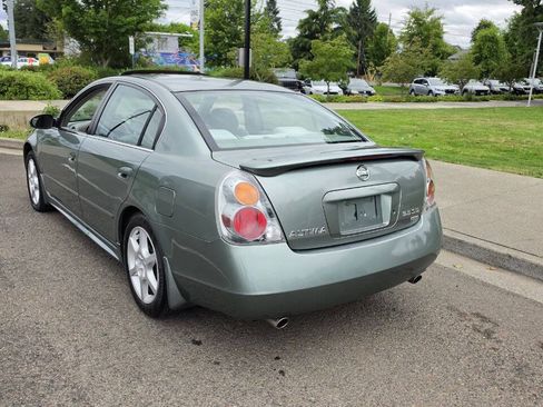 Used 2003 Nissan Altima 3.5 SE w/ (SP2) Sport Plus Pkg FWD image 7