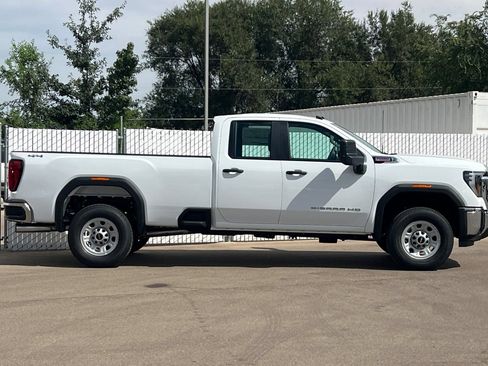 New 2026 GMC Sierra 3500 Pro AWD/4WD image 3