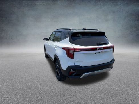 Used 2025 Kia Seltos S image 17