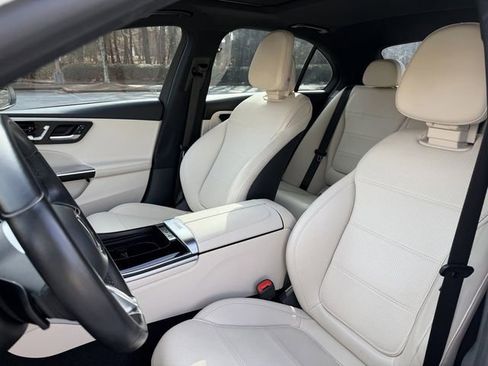 Used 2024 Mercedes-Benz C 300 Sedan image 13