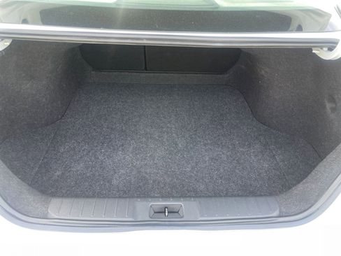 Used 2025 Nissan Sentra S image 31