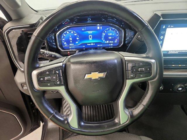 Used 2023 Chevrolet Silverado 1500 LT AWD/4WD image 27