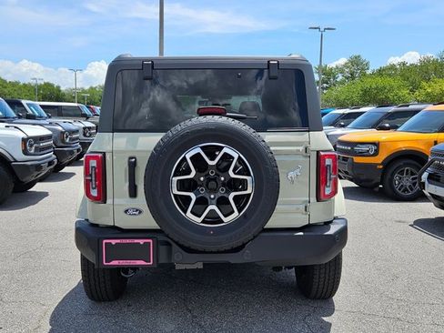 New 2026 Ford Bronco Outer Banks AWD/4WD image 8