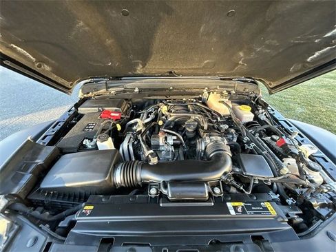 Certified 2022 Jeep Wrangler Rubicon w/ Steel Bumper Group image 14