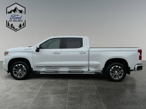 Used 2024 Chevrolet Silverado 1500 High Country w/ Technology Package image 2