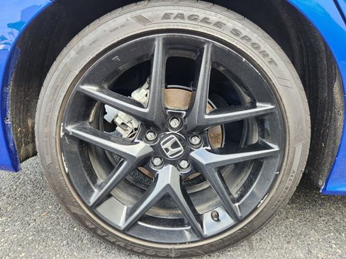 Used 2023 Honda Civic Sport image 5