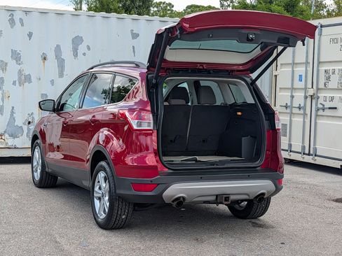 Used 2014 Ford Escape SE w/ Equipment Group 201A FWD image 13