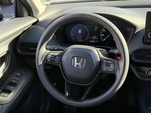 Certified 2025 Honda HR-V LX image 21